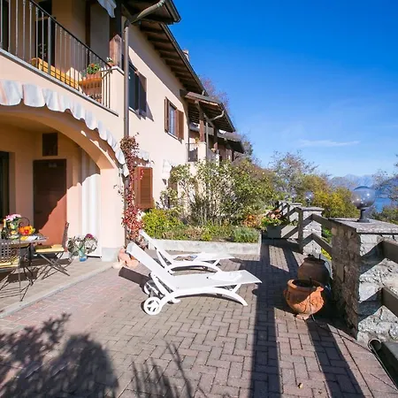 Veranda Di Apartman Menaggio
